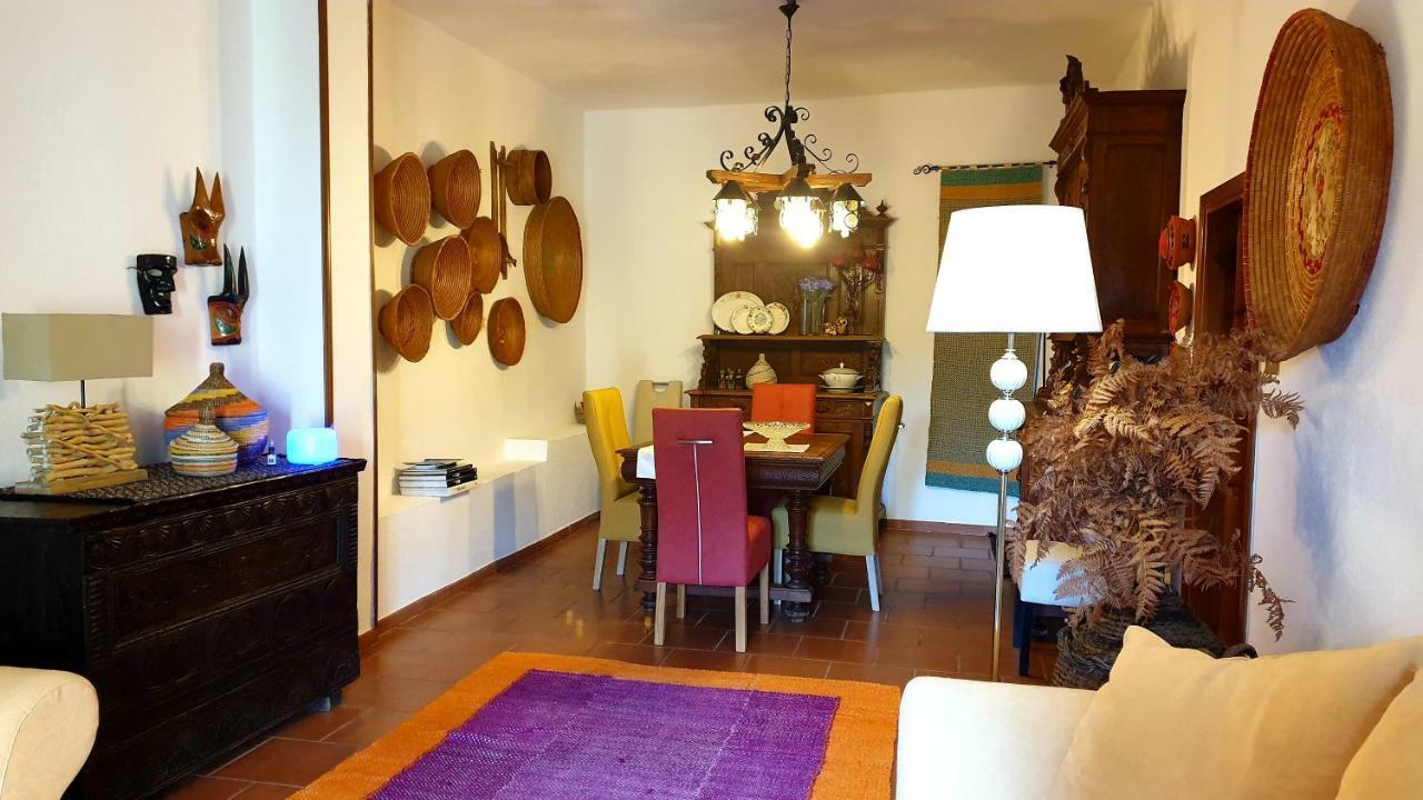 Su Carreri Bed & Breakfast Armungia ภายนอก รูปภาพ